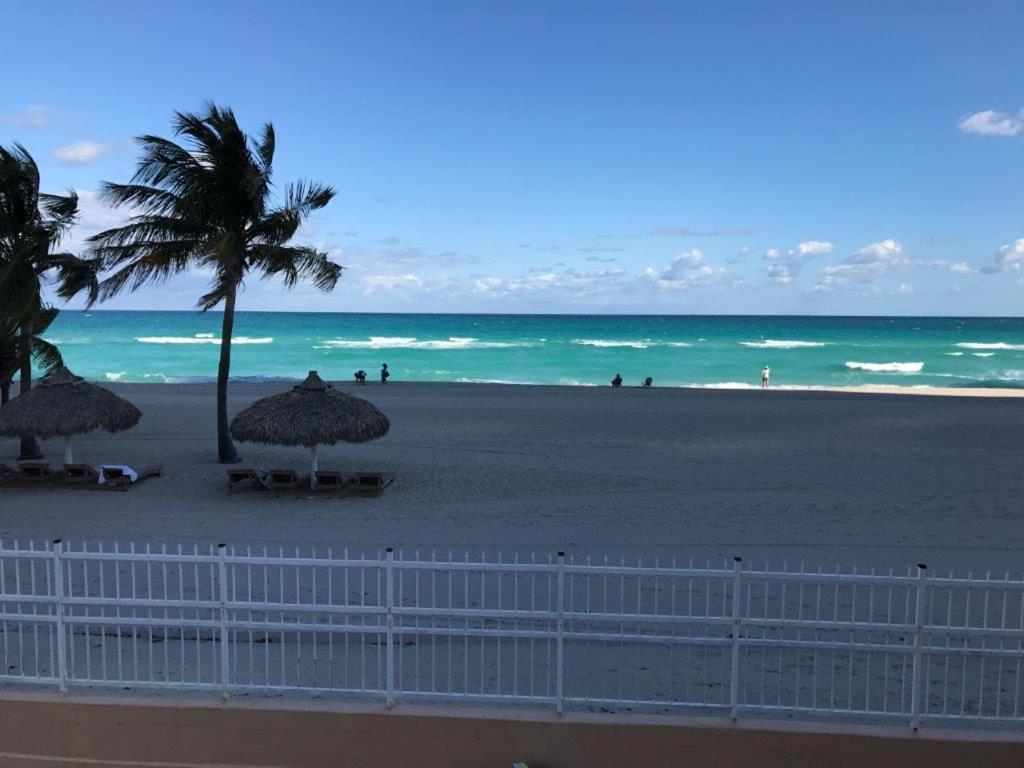 Sahara Beach Club Sunny Isles Beach Εξωτερικό φωτογραφία